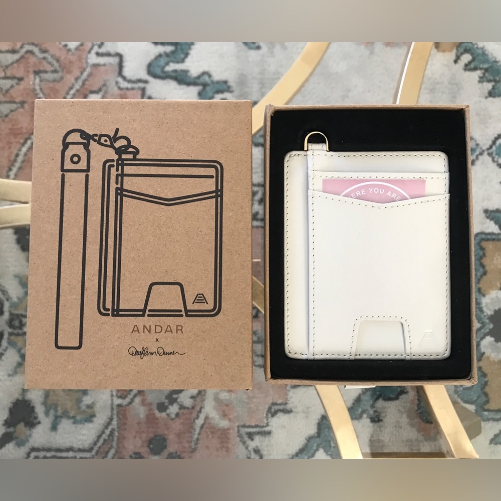 ANDAR Denner Wallet in Ivory